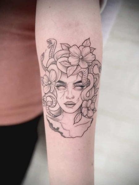 medusa flower tattoo.